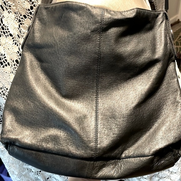 Giani Bernini Black Leather Shoulder Bag - Picture 10 of 10